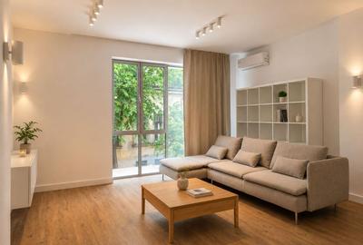 Apartament cu 4 camere în P-ța Universității