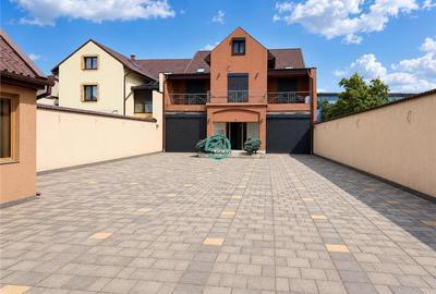 Vand casa cu 4 camere in zona semicentrala, 340mp utili si teren 510mp - 1