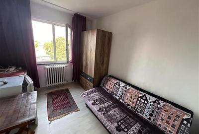 Garsonieră nedecomandată, mobilată în Complex Studențesc