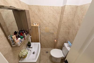 Confort și Eleganță: Apartament 3 Camere în Inima Sectorului 4 - 17