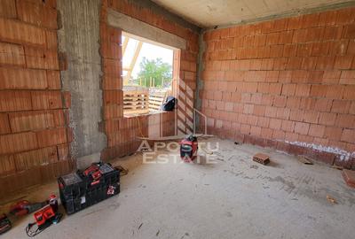 Jumatate de duplex la cheie,4 camere,constructie 2024 Mosnita Noua - 4