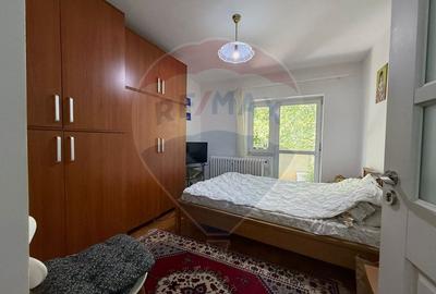 Apartament cu 3 camere de vânzare în zona Capitol - 3