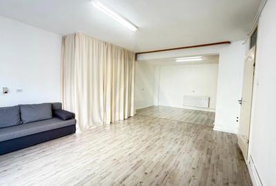 Spatiu comercial la curte 50 mp utili parter openspace zona Strand - 2