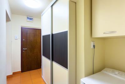 Ap 2 camere decomandat, et 3, Casa de cultura | gaze | renovat - 8