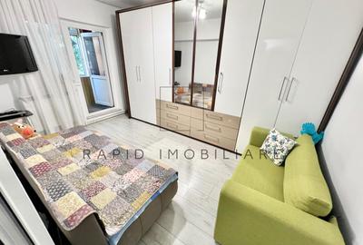 Apartament cu 4 camere decomandat în