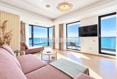 Priveliste Panoramica la Lacul Siutghiol - Apartament de Lux cu Parcare Privata - 1