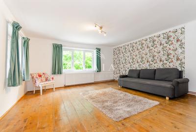 Casa Cisnadioara-Str Valea Argintului, renovata, curte si gradina - 3