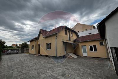 Casă individuală cu 5 camere în Ampoi 3