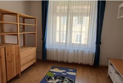 Apartament la casa ,3 camere Centrul Istoric - 6