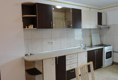 Apartament cu 2 camere separate, str.Muncitorilor - 15