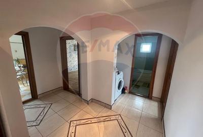 Apartament 4 camere b dul Garii - 13