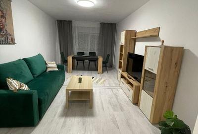Apartament cu 4 camere decomandat, mobilat în Unirii