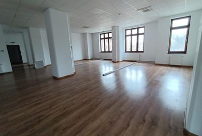 Spatiu de inchiriat zona Palatul Parlamentului - 11