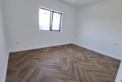Casa Holboca 4 camere | 2 bai | Incalzire pard |Teren 465 mp | 0% Comision - 14
