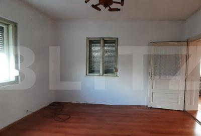 Casă individuală cu 3 camere în Periferie