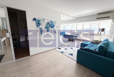 Apartament cu 3 camere decomandat, mobilat în P-ța Victoriei