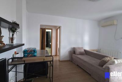 2 camere la intrarea în centrul vechi, Bd. I.C. Bratianu 44 - 2