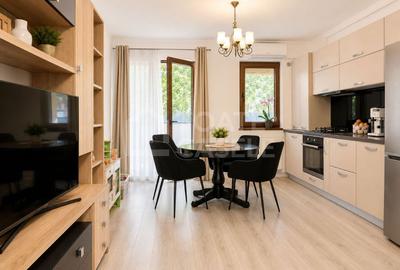 Apartament cu 2 camere decomandat, mobilat în Europa