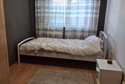 Apartament 3 camere decomandate, Lapus, 2/4 - 3