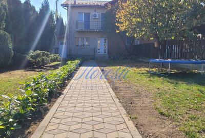 Duplex cu 4 camere în Florești