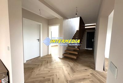 Casa Noua P+1 550 mp teren 3 bai 4 dormitoare Garaj Finisata intern mobila buc - 3