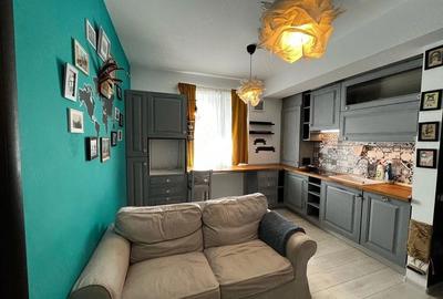 Apartament cu 2 camere semidecomandat în Central