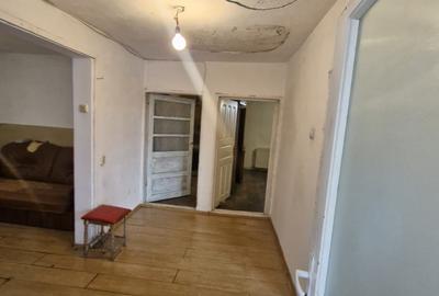 Oportunitate!600 mp teren si casa la DN1- Saftica/ 120 000 euro - 2