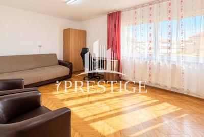 Apartament cu 2 camere decomandat, mobilat în Ultracentral