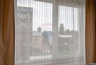 Apartament cu 3 camere de vânzare în zona Rahova - 10