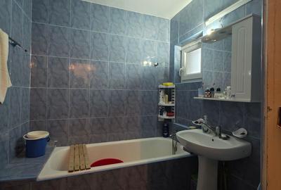Apartament 3 camere, 2 băi, Piața Trapezului – 1 min. Metrou - 8