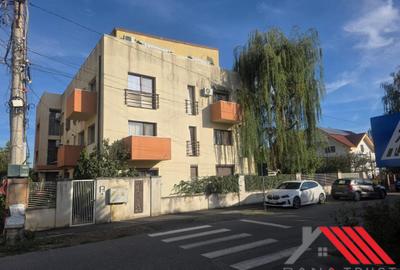 Apartament cu 3 camere decomandat în Giroc
