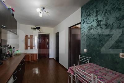 Garsonieră decomandată, mobilată în Rogerius