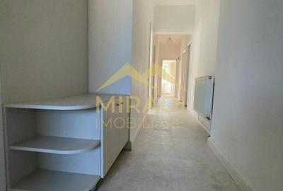 Apartament cu 3 camere în Domenii