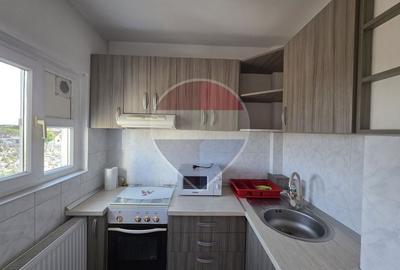 Inchiriere apartament o camera cu balcon Micalaca - 7