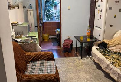 Cet , 2 camere decomandat , etaj 2/4 - 7