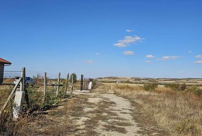 Teren Construcții intravilan de 1025 mp, în Paleu