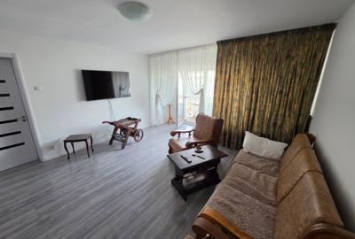 Apartament 2 camere | Bulevardul Decebal | 63 mp | Vedere la bulevard - 2