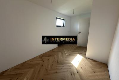 Casa Noua P+1 550 mp teren 3 bai 4 dormitoare Garaj Finisata intern mobila buc - 20