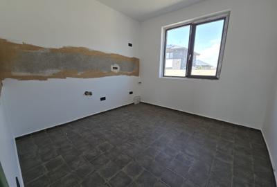 Casa individuala - 3 Camere - 3