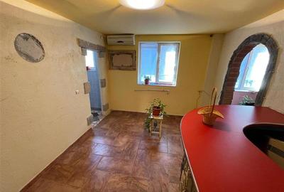 Apartament cu 2 camere de vanzare zona 23 August Tulcea - 2