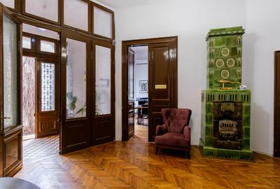 “Vila interbelica cu arhitectura deosebita, curte individuala, 420 mp teren” - 6