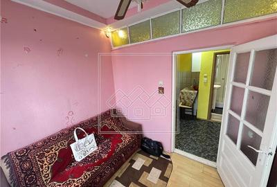 Apartament de vanzare in Sibiu, 15 min de centrul Sibiului, et 2 - 12