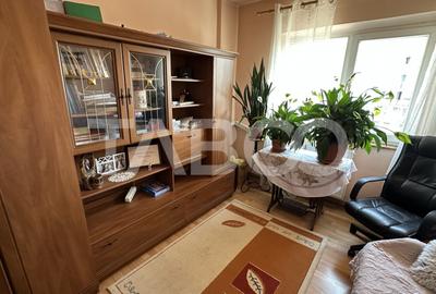 Apartament 4 camere 2 bai bloc cu lift pivnita Mihai Viteazul Sibiu - 10