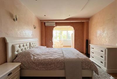 Apartament cu 4 camere în Târgu Cucu