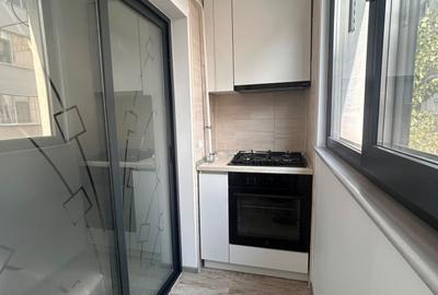 - La Cheie Apartament 2 camere, etaj 1, zona Plantelor. Mobilat utilat - 11