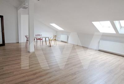 Spatiu de birouri , ultracentral , 90mp , 2 camere, hol, 1 baie. - 2