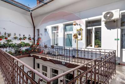 Apartament cu 2 camere de vanzare in Piata Mihai Viteazu - 2