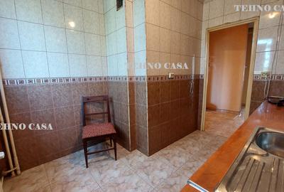Titan, 550 m de Metrou 1 Decembrie | 4 camere, 2/4, bloc reabilitat - 3