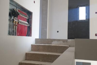 Duplex de vanzare de 130mp teren 216mp zona Floresti Crisan - 8