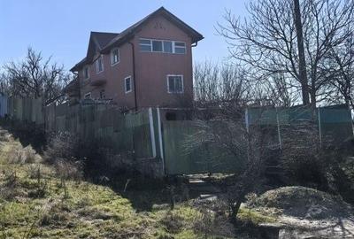 Casă individuală cu 3 camere în Pielești